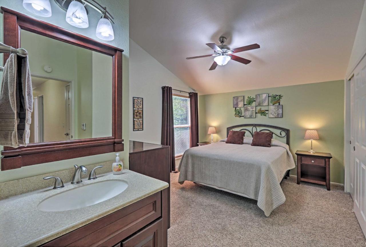 Flagstaff Townhome With Deck Easy Access Downtown! Buitenkant foto