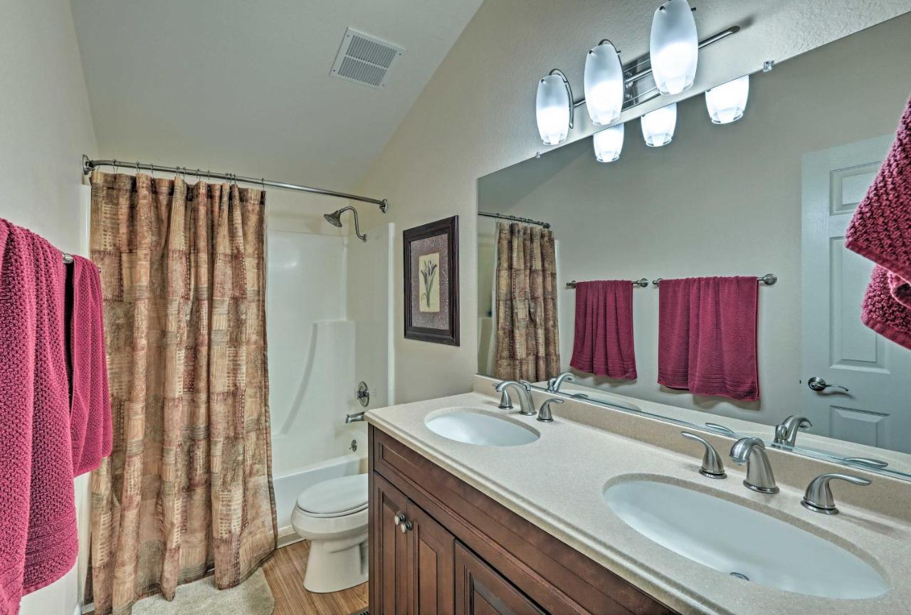 Flagstaff Townhome With Deck Easy Access Downtown! Buitenkant foto