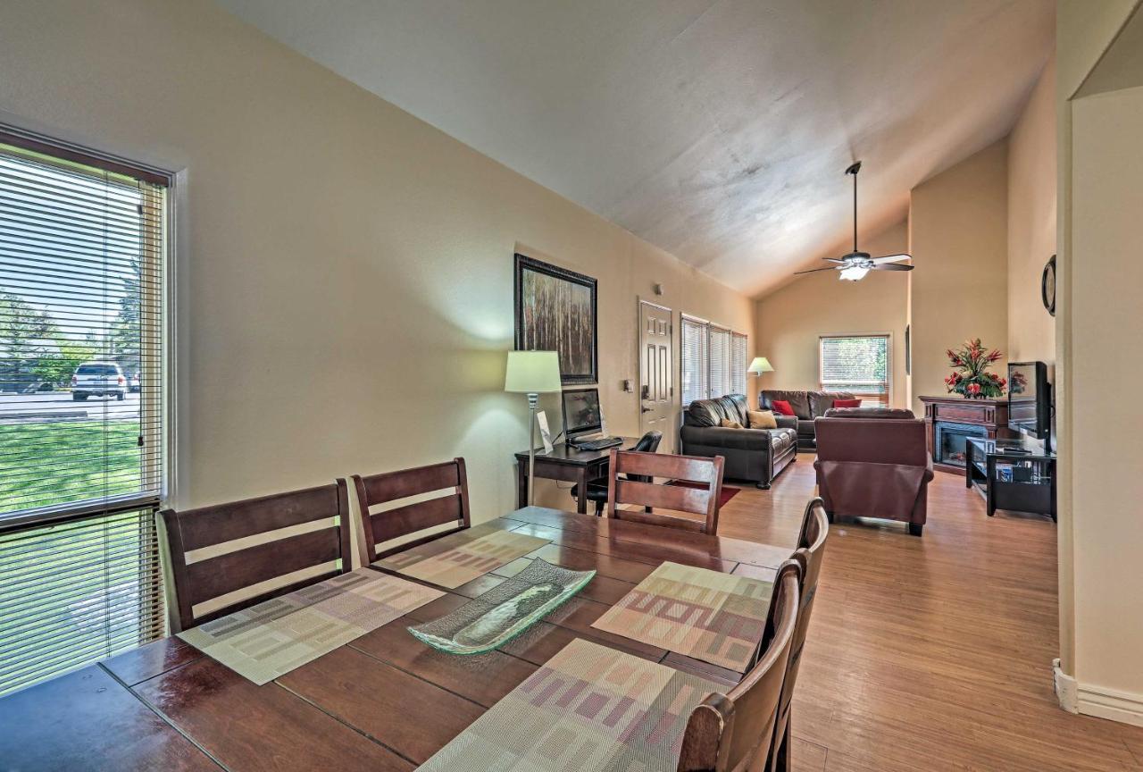 Flagstaff Townhome With Deck Easy Access Downtown! Buitenkant foto